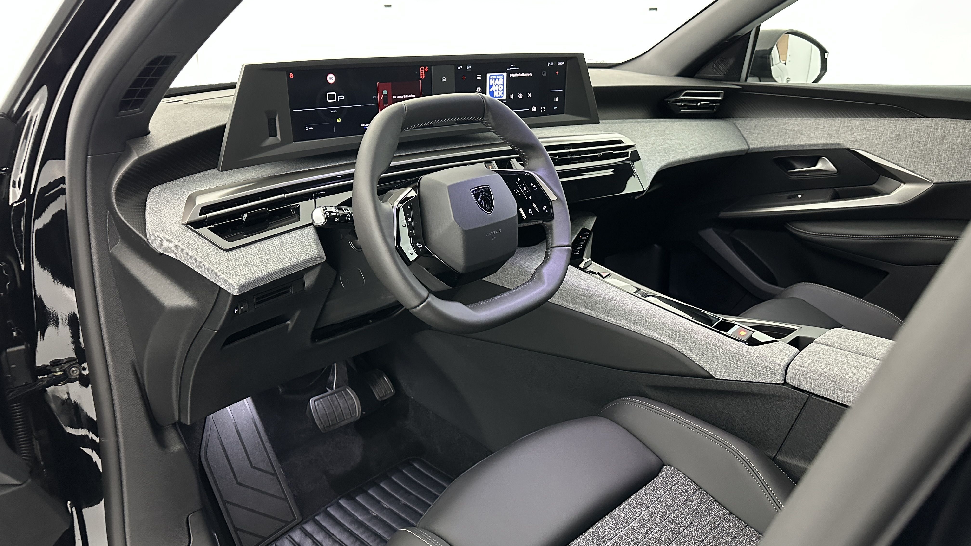 GLI00012563_p53 - PEUGEOT - 3008 - 2025 - photo 6