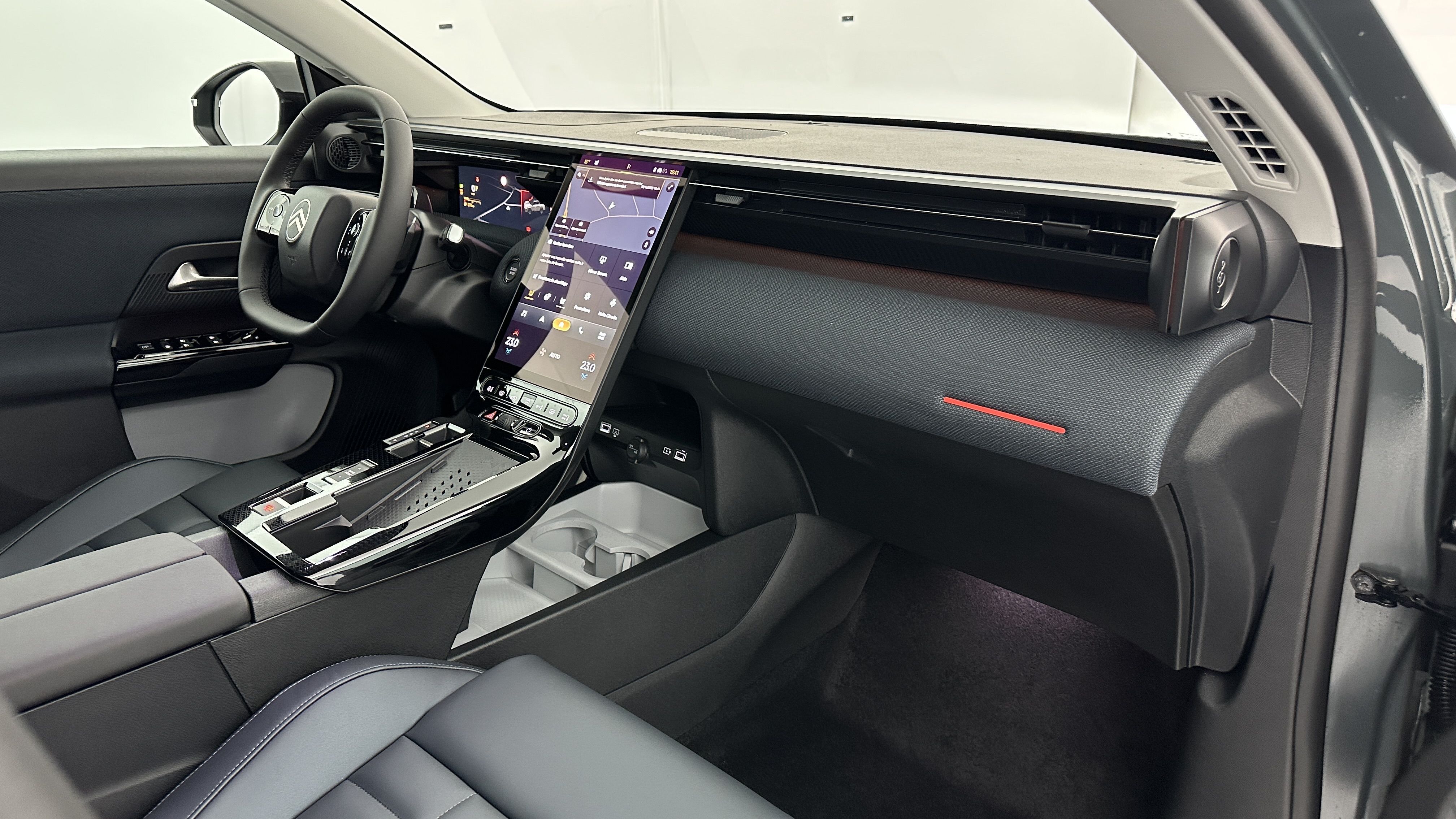 GLI00009953_p53 - CITROEN - C5 AIRCROSS - 2025 - photo 8