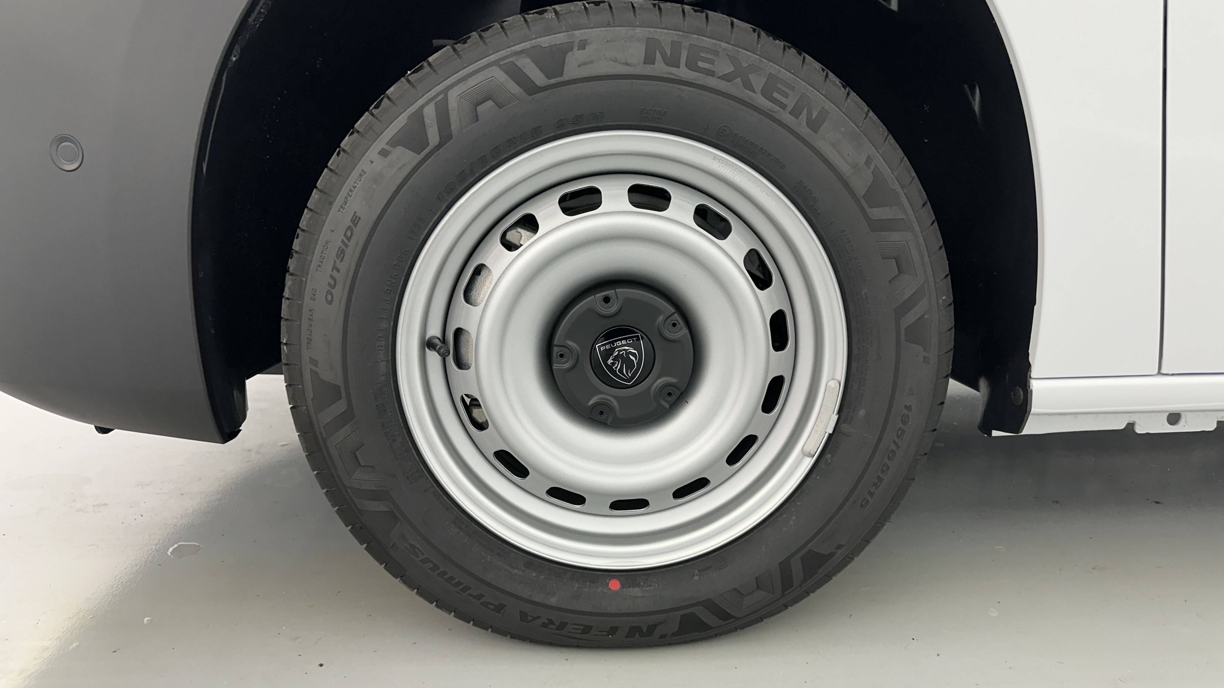 GLI00015448_p53 - PEUGEOT - PARTNER - 2025 - photo 11