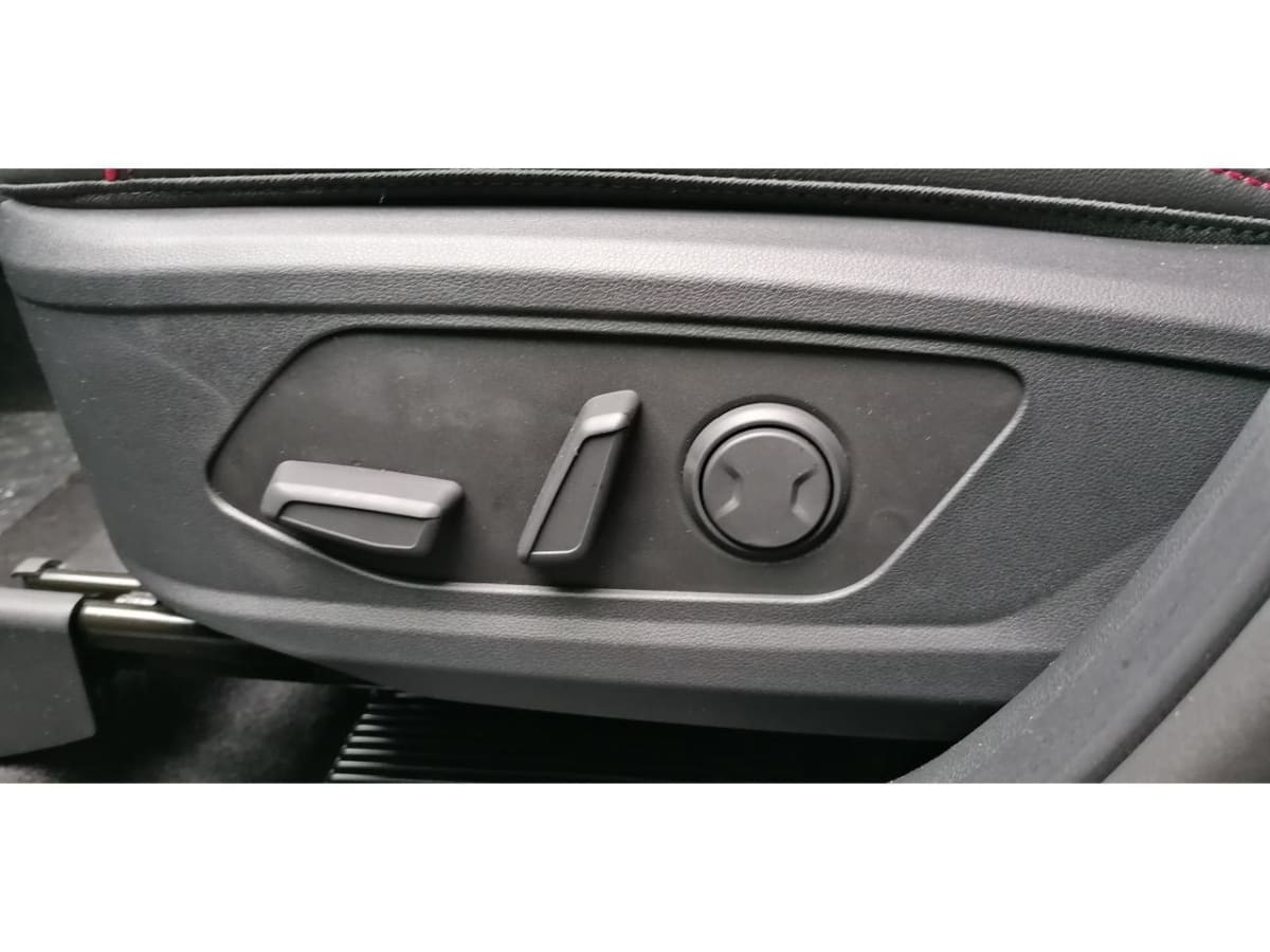 377697_p2 - HYUNDAI - TUCSON - 2025 - photo 5