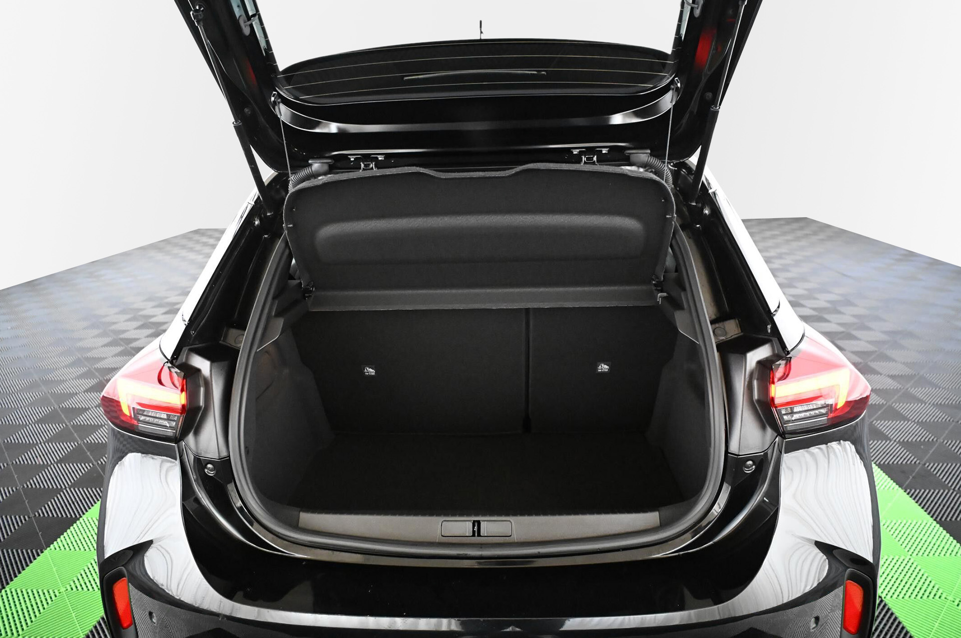 19205_p35 - OPEL - CORSA - 2023 - photo 38