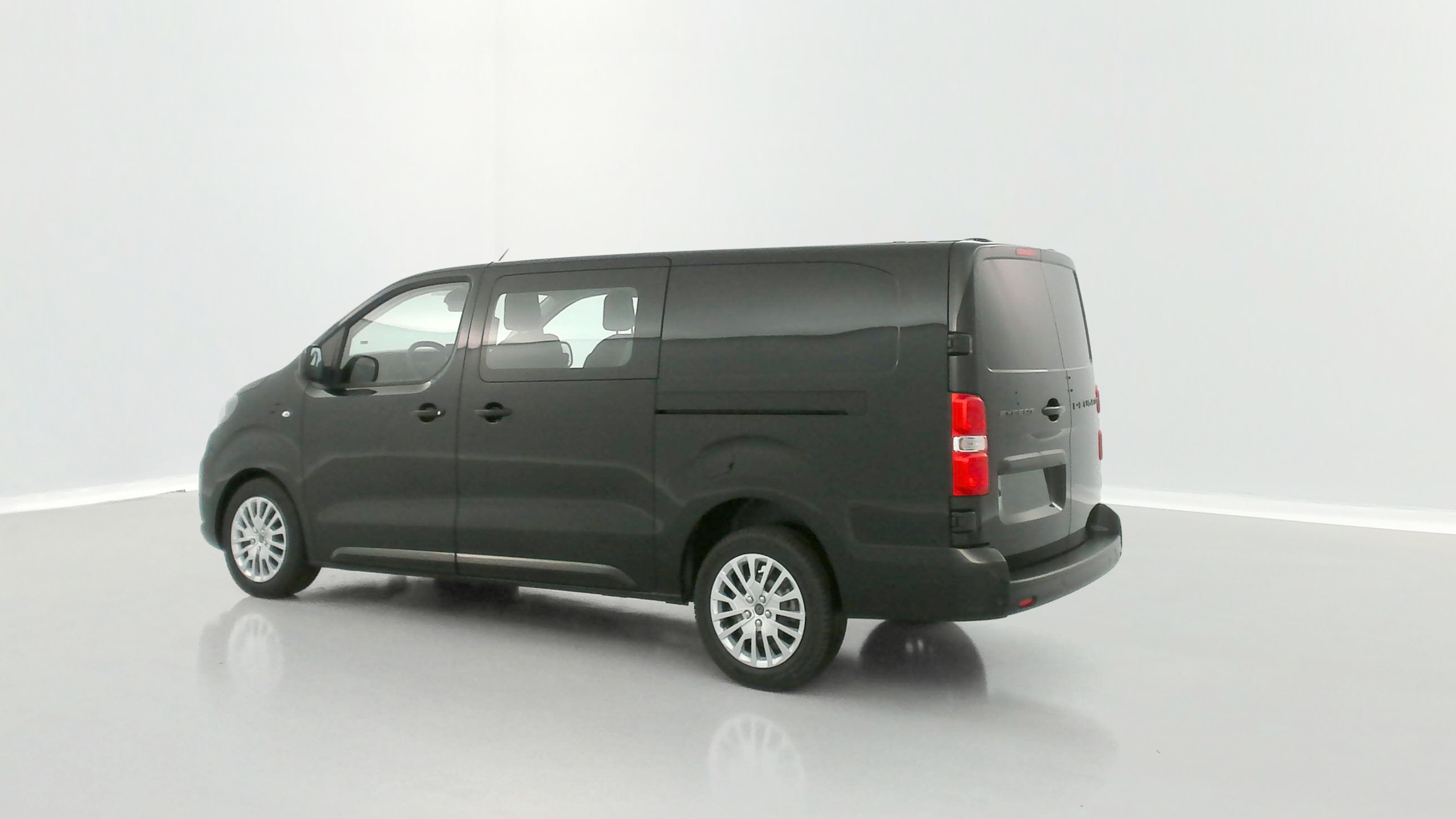 GLI00010631_p53 - PEUGEOT - EXPERT CA - 2025 - photo 21