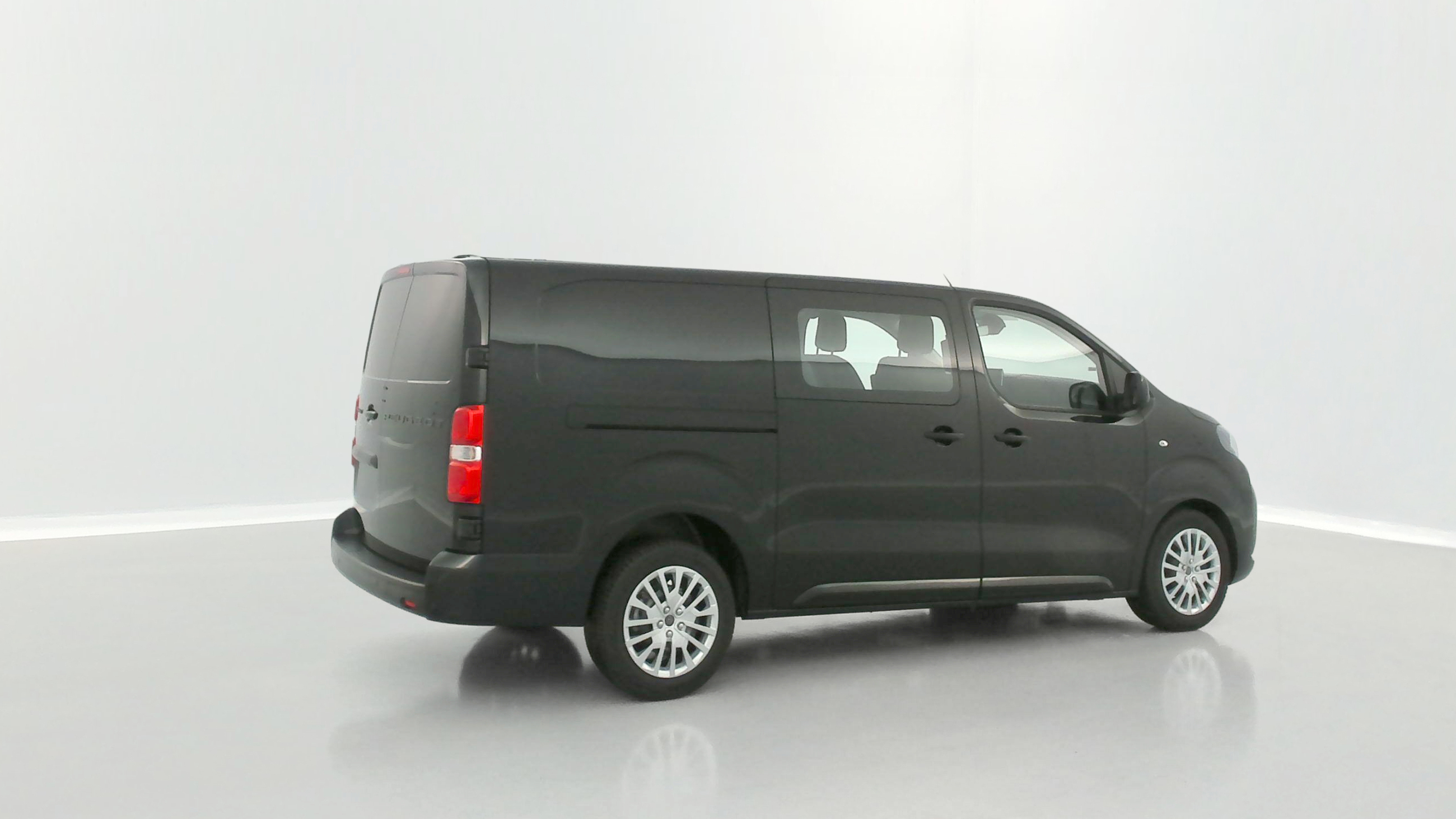 GLI00010631_p53 - PEUGEOT - EXPERT CA - 2025 - photo 22