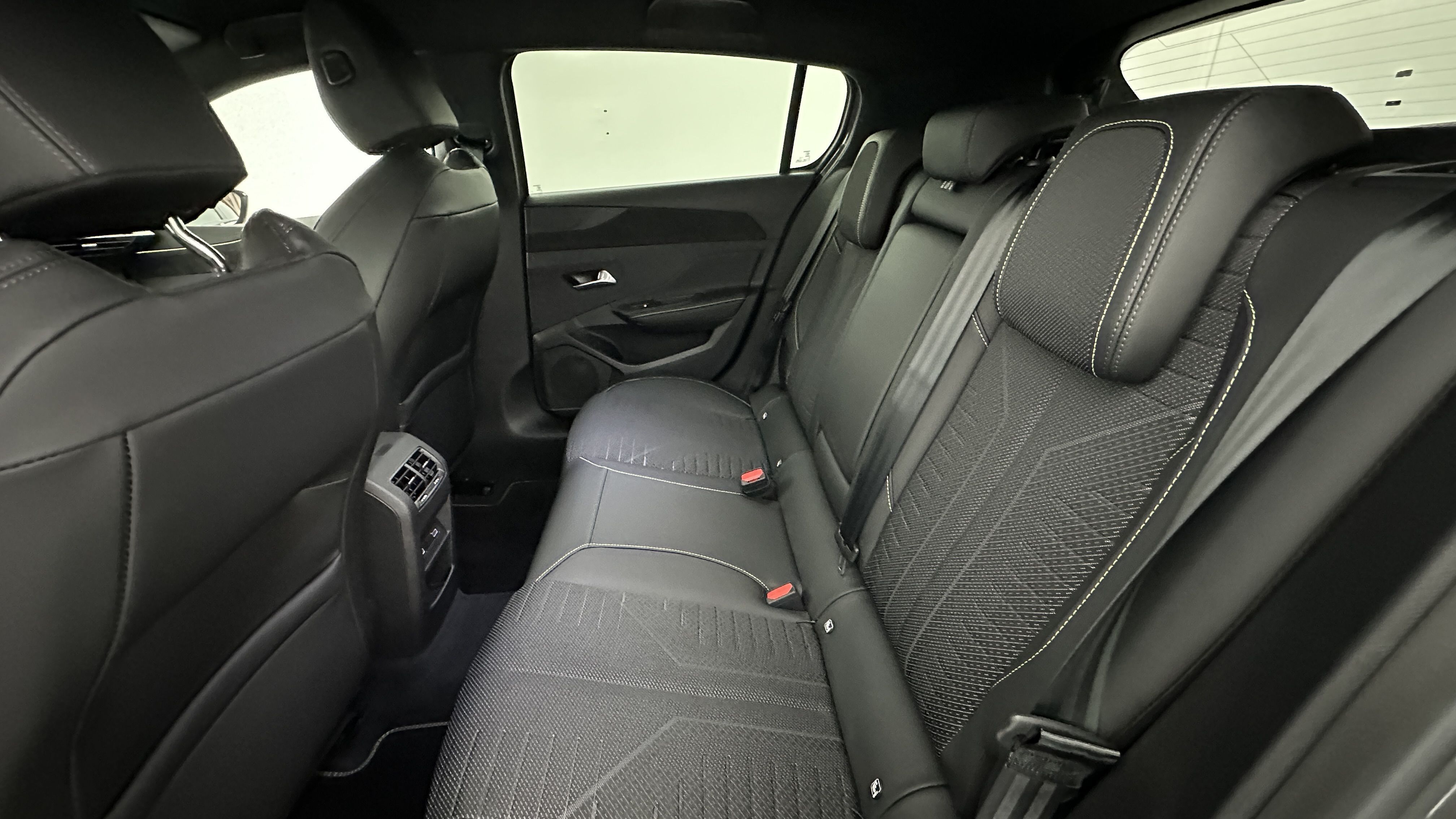 GLI00010346_p53 - PEUGEOT - 308 - 2026 - photo 9