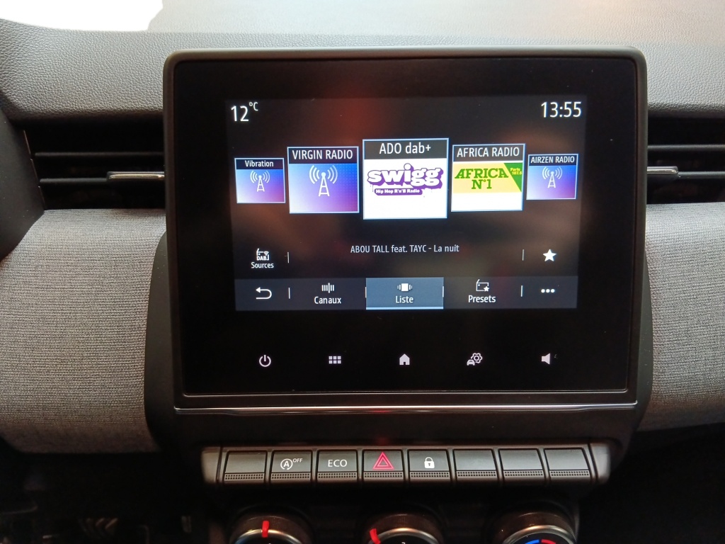 72540_p51 - RENAULT - CLIO - 2025 - photo 17