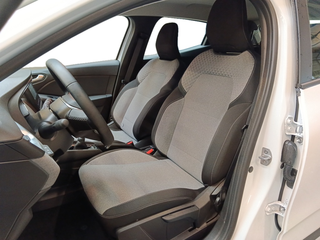 72556_p51 - RENAULT - CLIO - 2025 - photo 10