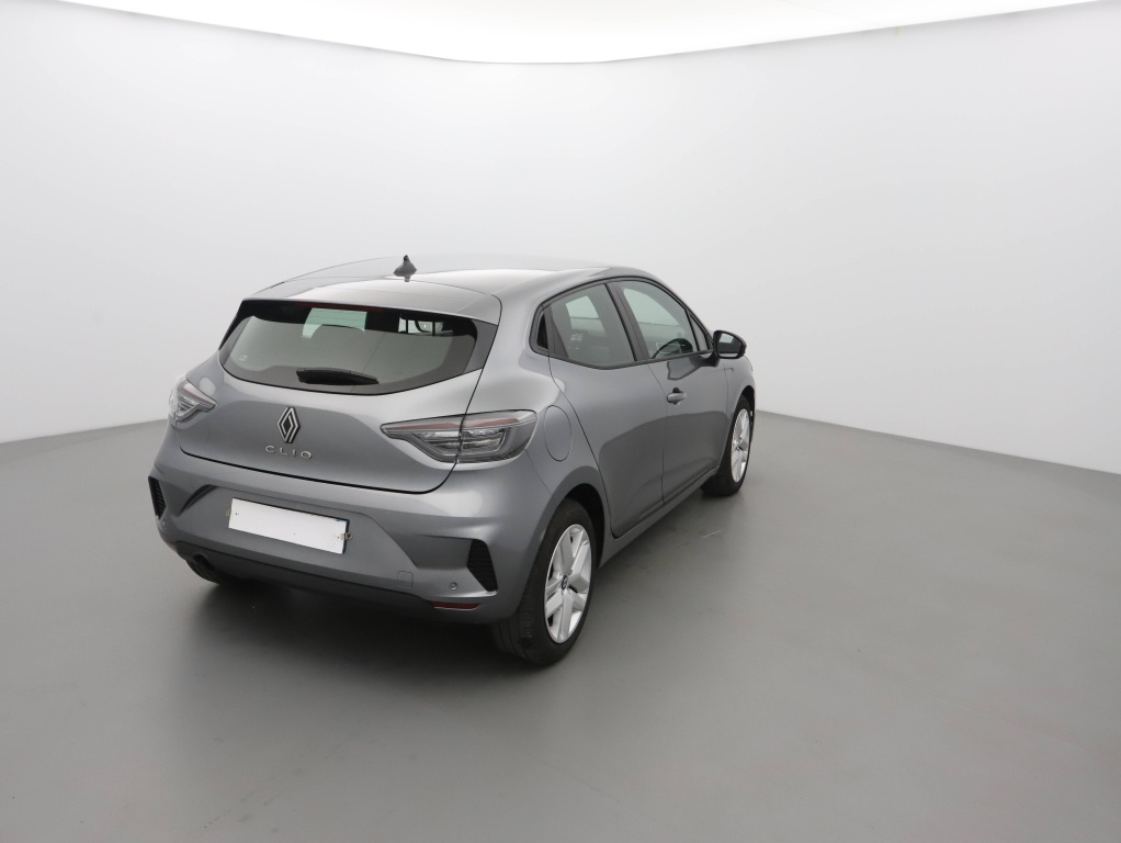 72418_p51 - RENAULT - CLIO - 2025 - photo 3
