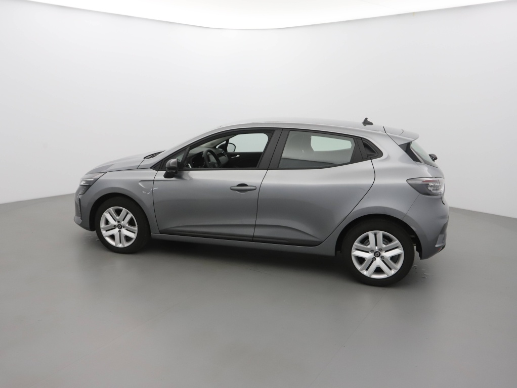 72418_p51 - RENAULT - CLIO - 2025 - photo 5