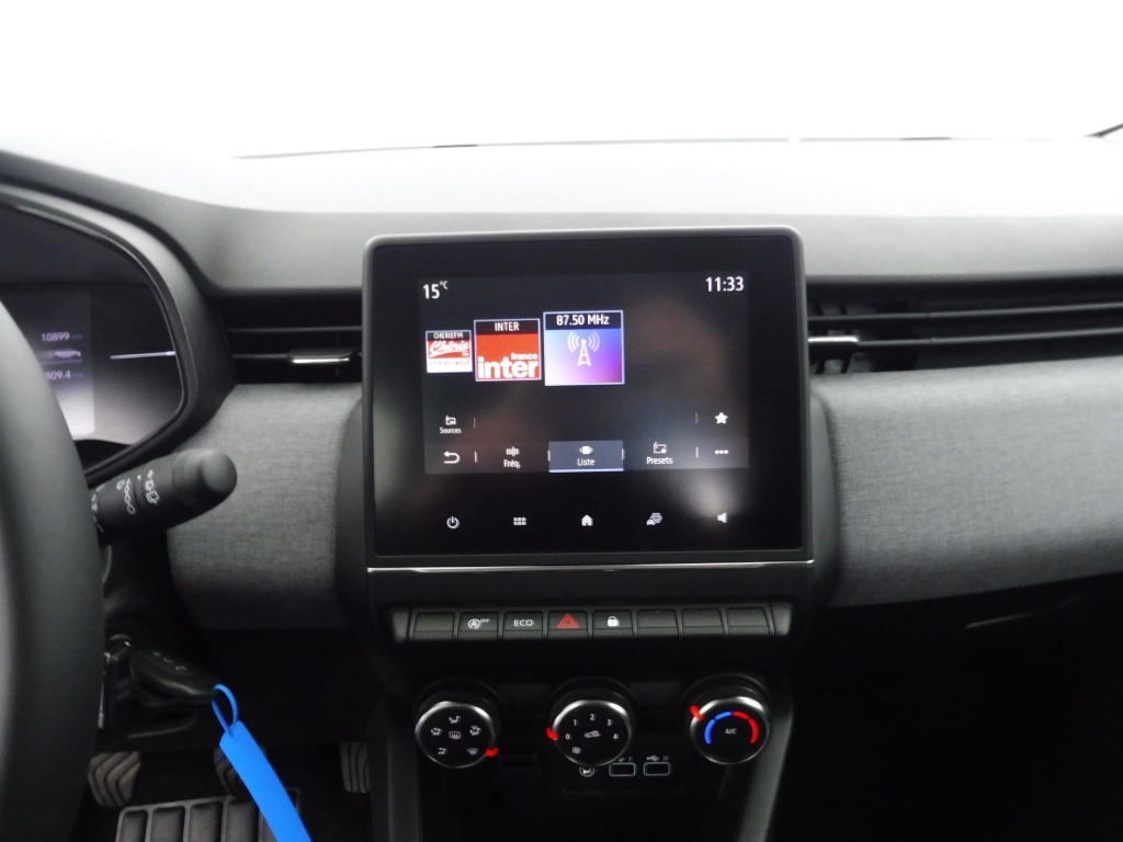 72541_p51 - RENAULT - CLIO - 2025 - photo 10