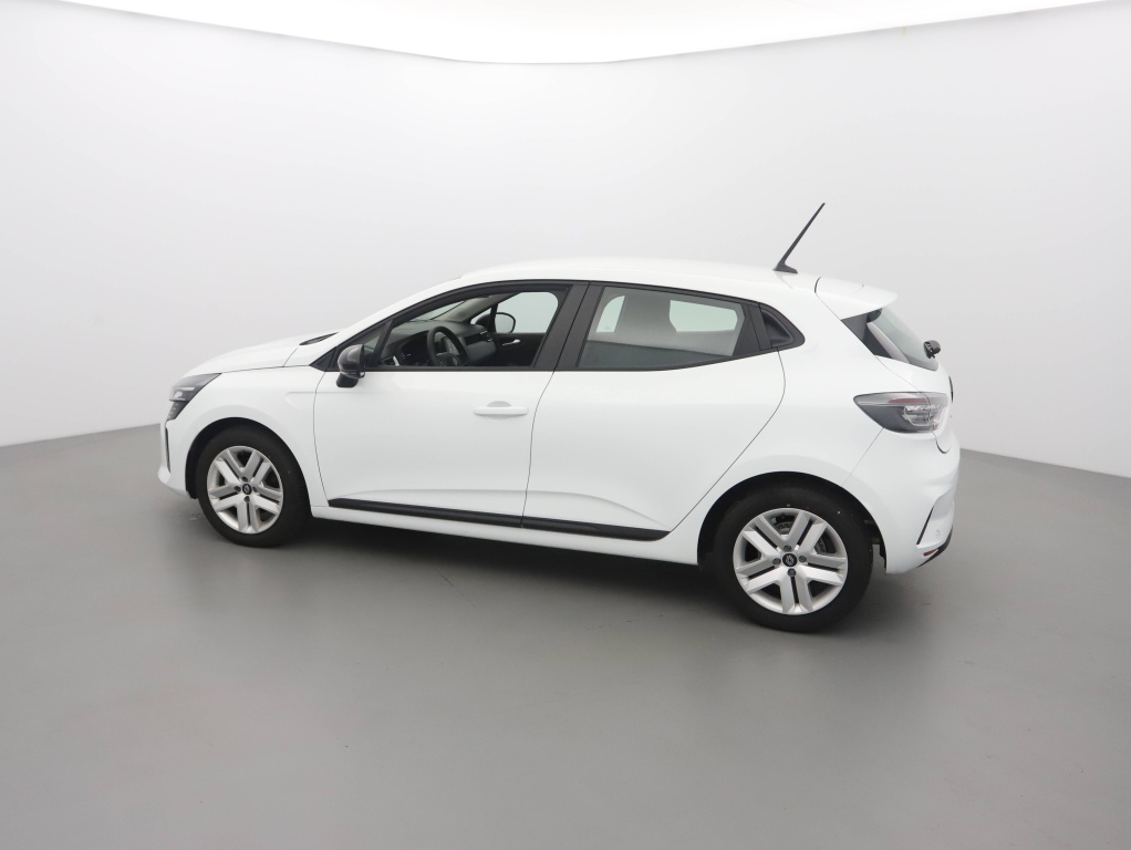 72541_p51 - RENAULT - CLIO - 2025 - photo 5
