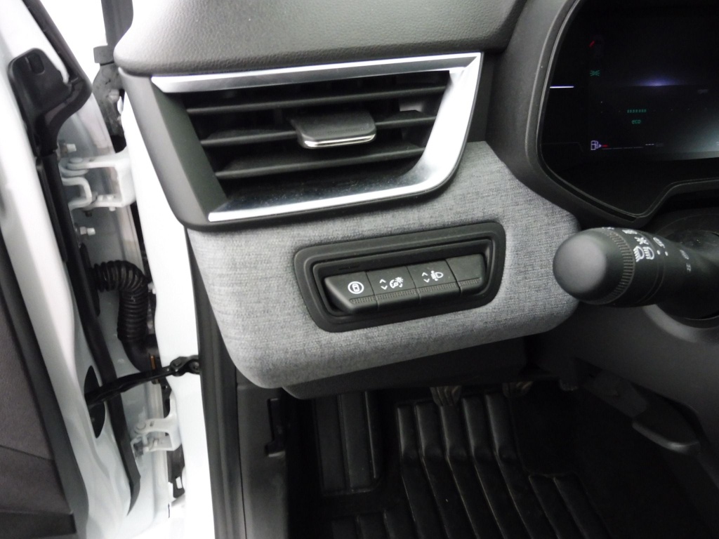 72541_p51 - RENAULT - CLIO - 2025 - photo 7