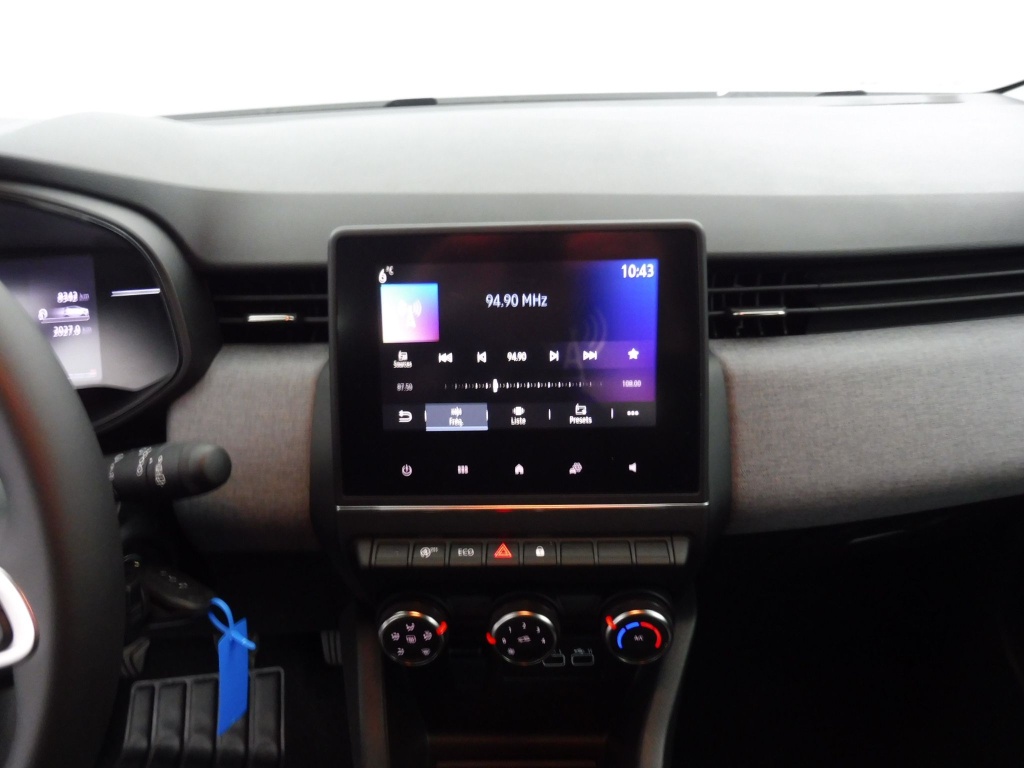 72552_p51 - RENAULT - CLIO - 2025 - photo 10