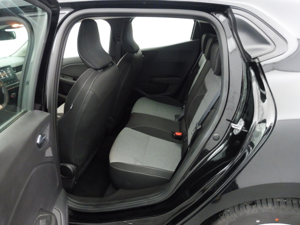 72557_p51 - RENAULT - CLIO - 2025 - photo 10