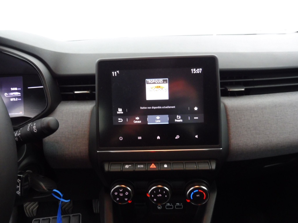 72557_p51 - RENAULT - CLIO - 2025 - photo 11