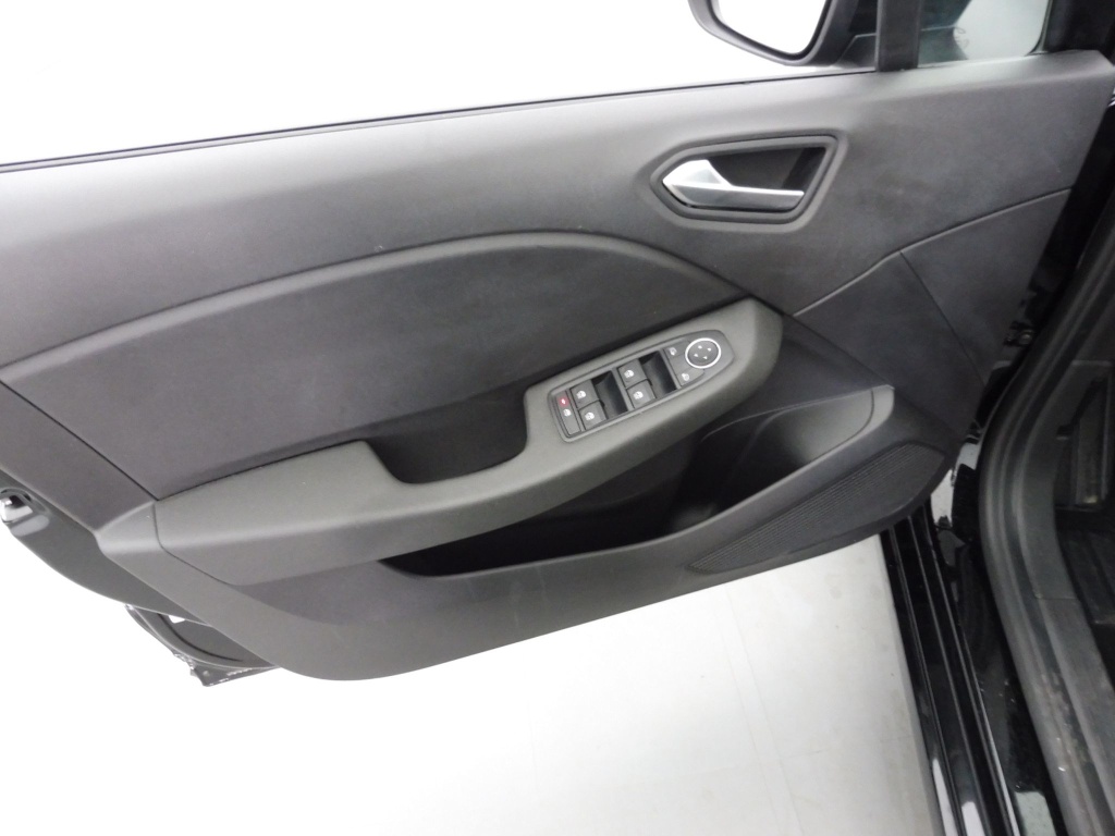 72557_p51 - RENAULT - CLIO - 2025 - photo 16