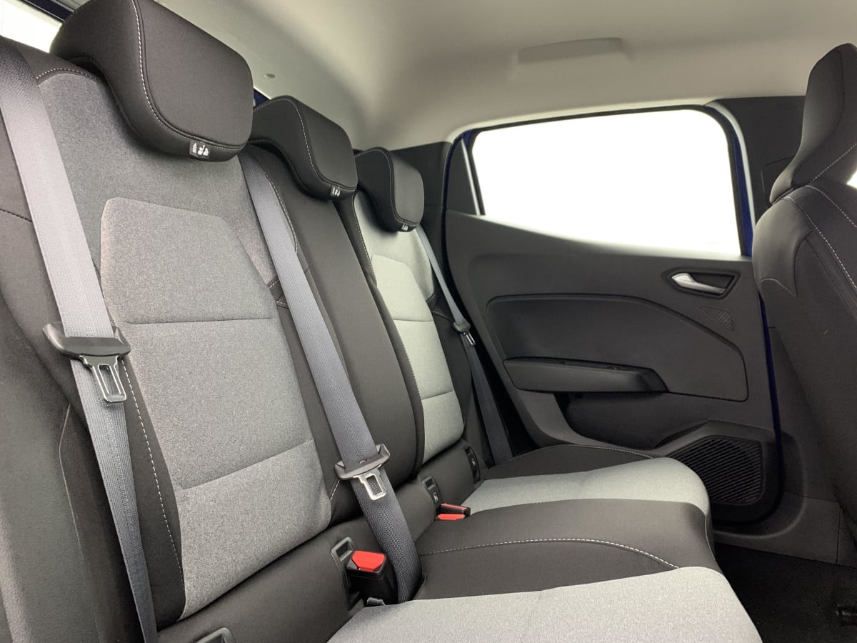 368304_p2 - RENAULT - CLIO 5 - 2025 - photo 10