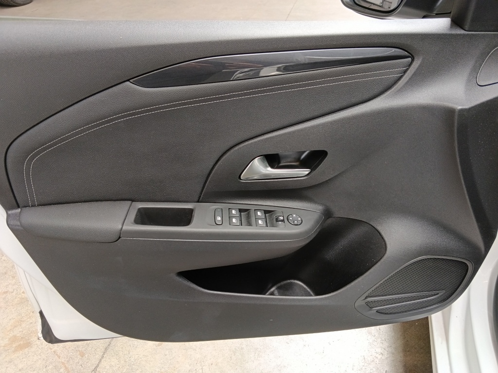73750_p51 - OPEL - CORSA - 2024 - photo 11