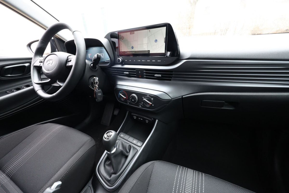 380825_p2 - HYUNDAI - I 20 - 2026 - photo 8