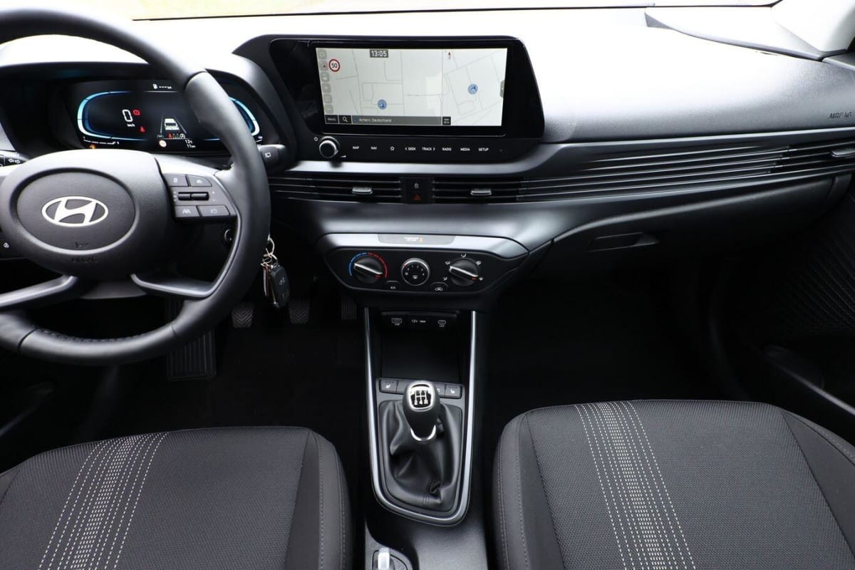 380825_p2 - HYUNDAI - I 20 - 2026 - photo 7