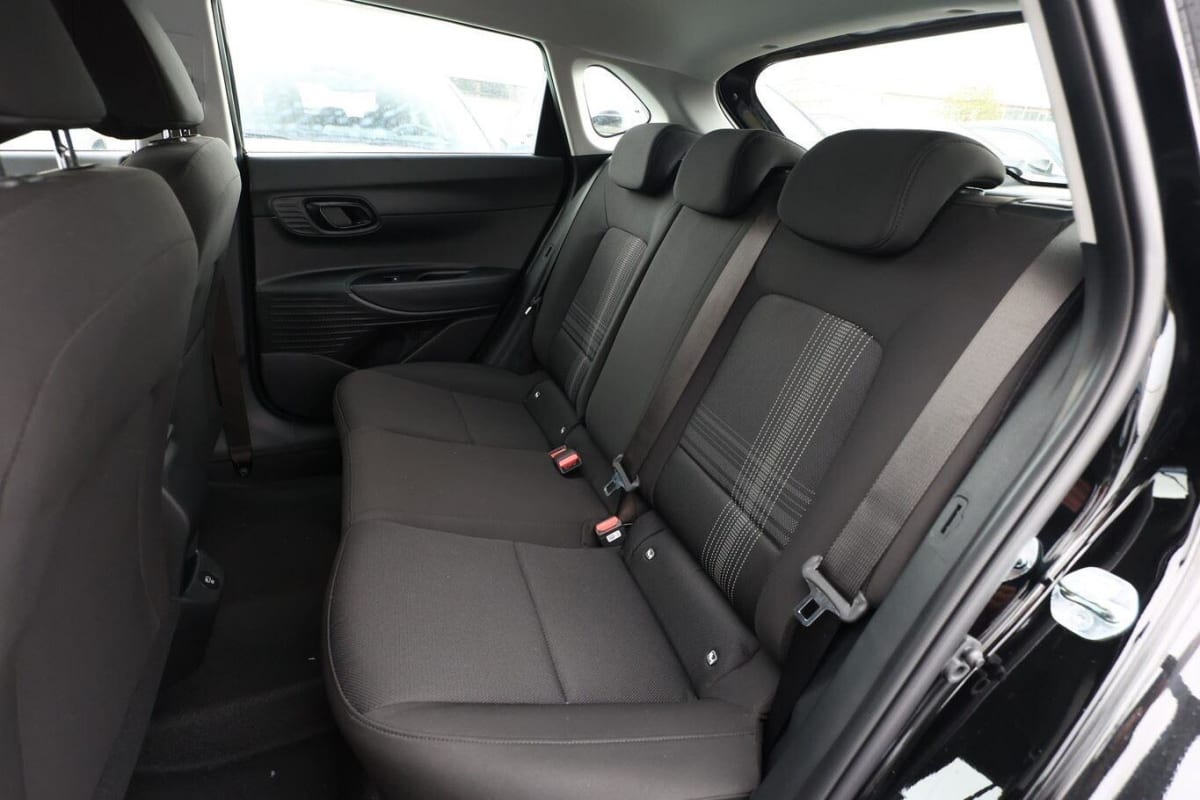 380826_p2 - HYUNDAI - I 20 - 2026 - photo 9