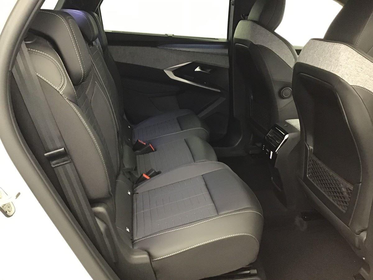 380975_p2 - PEUGEOT - 5008 - 2026 - photo 7