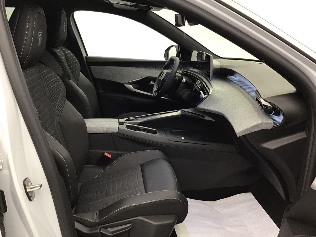 380975_p2 - PEUGEOT - 5008 - 2026 - photo 6