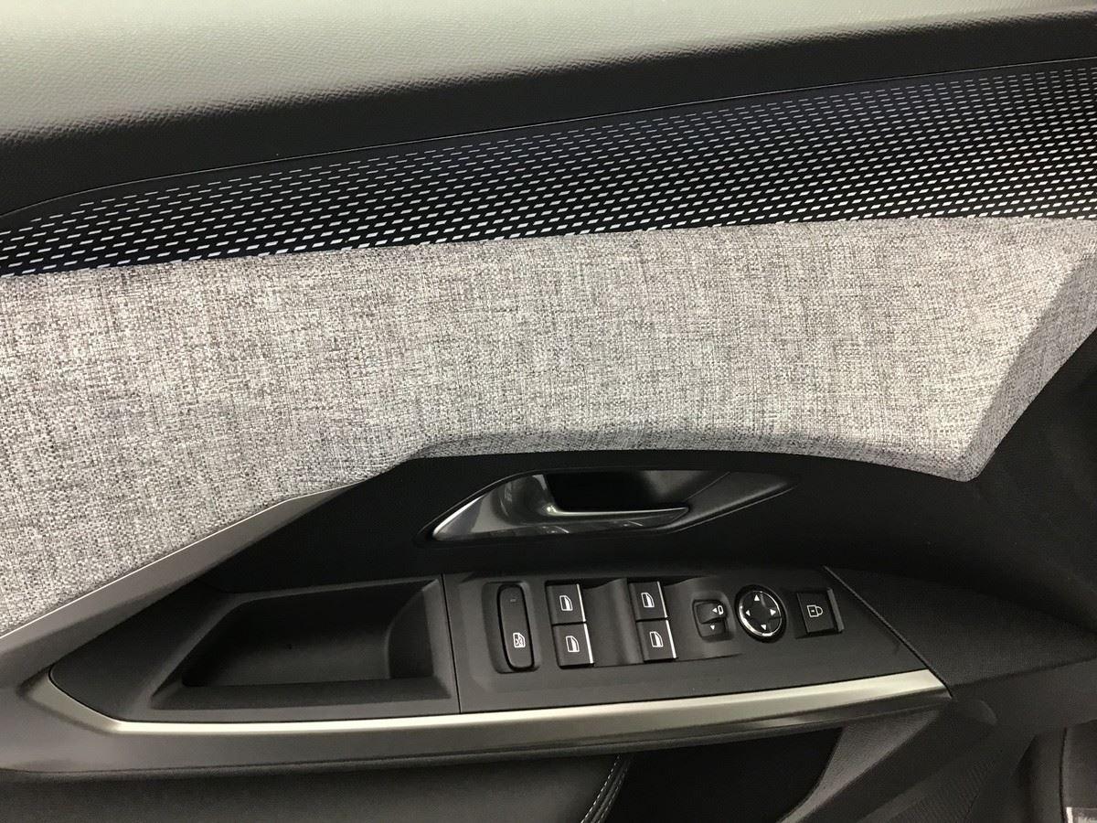 380971_p2 - PEUGEOT - 5008 - 2026 - photo 9