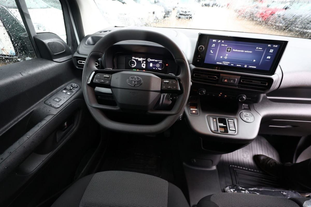 381274_p2 - TOYOTA - PROACE CITY - 2026 - photo 6