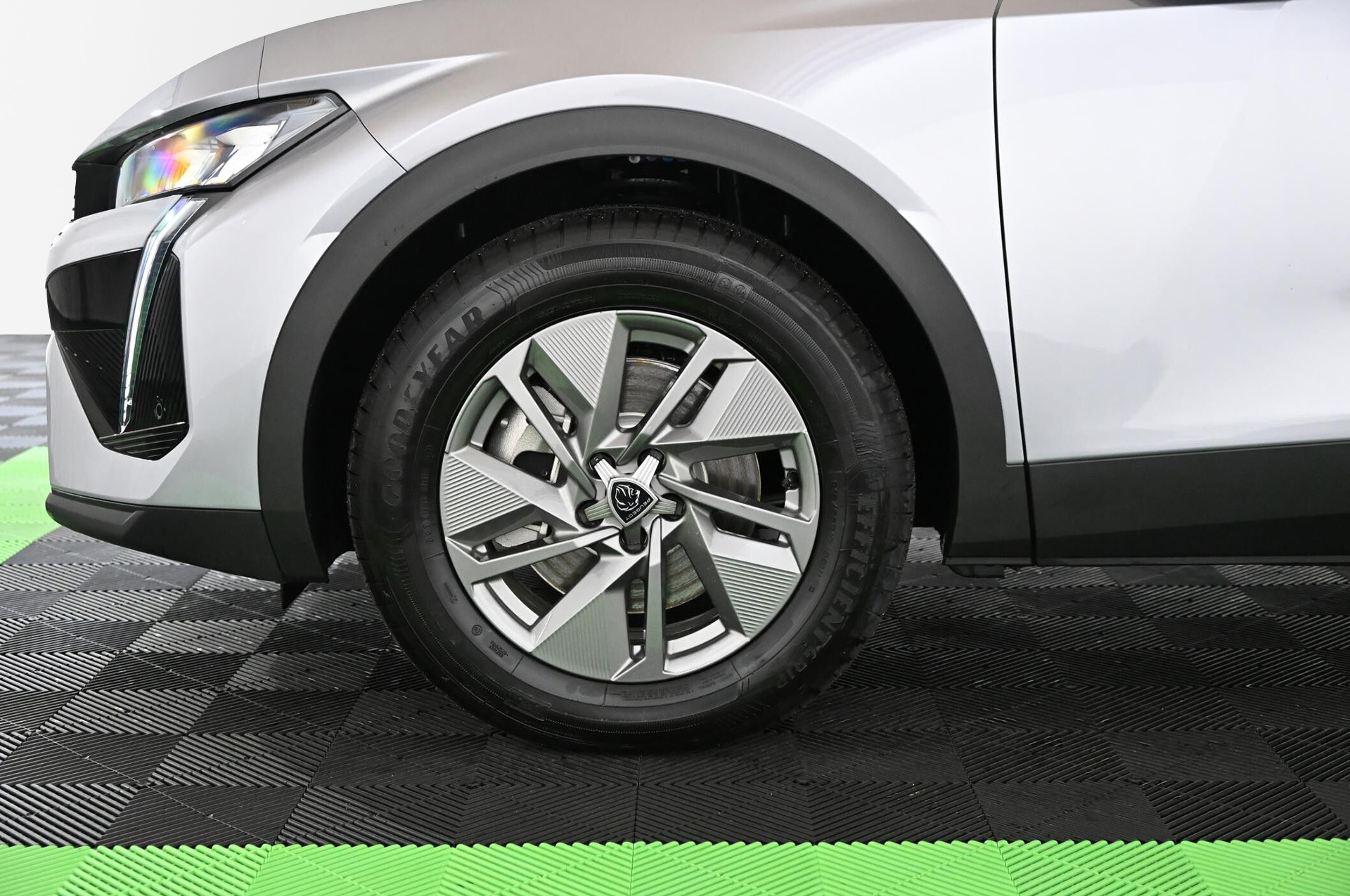 17822_p35 - PEUGEOT - 408 - 2024 - photo 9