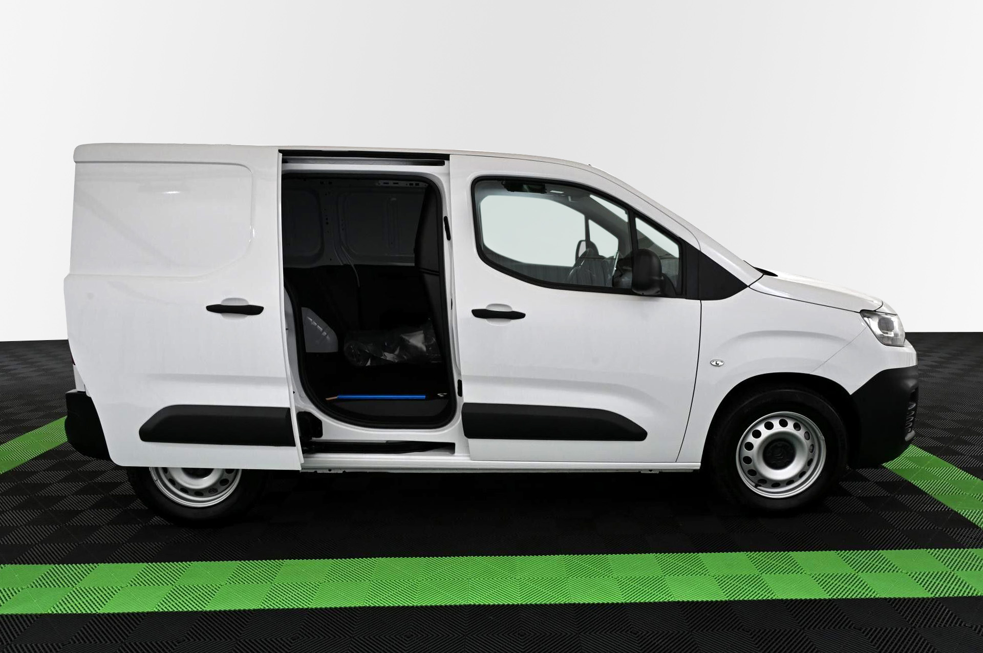 18893_p35 - CITROEN - BERLINGO - 2024 - photo 8