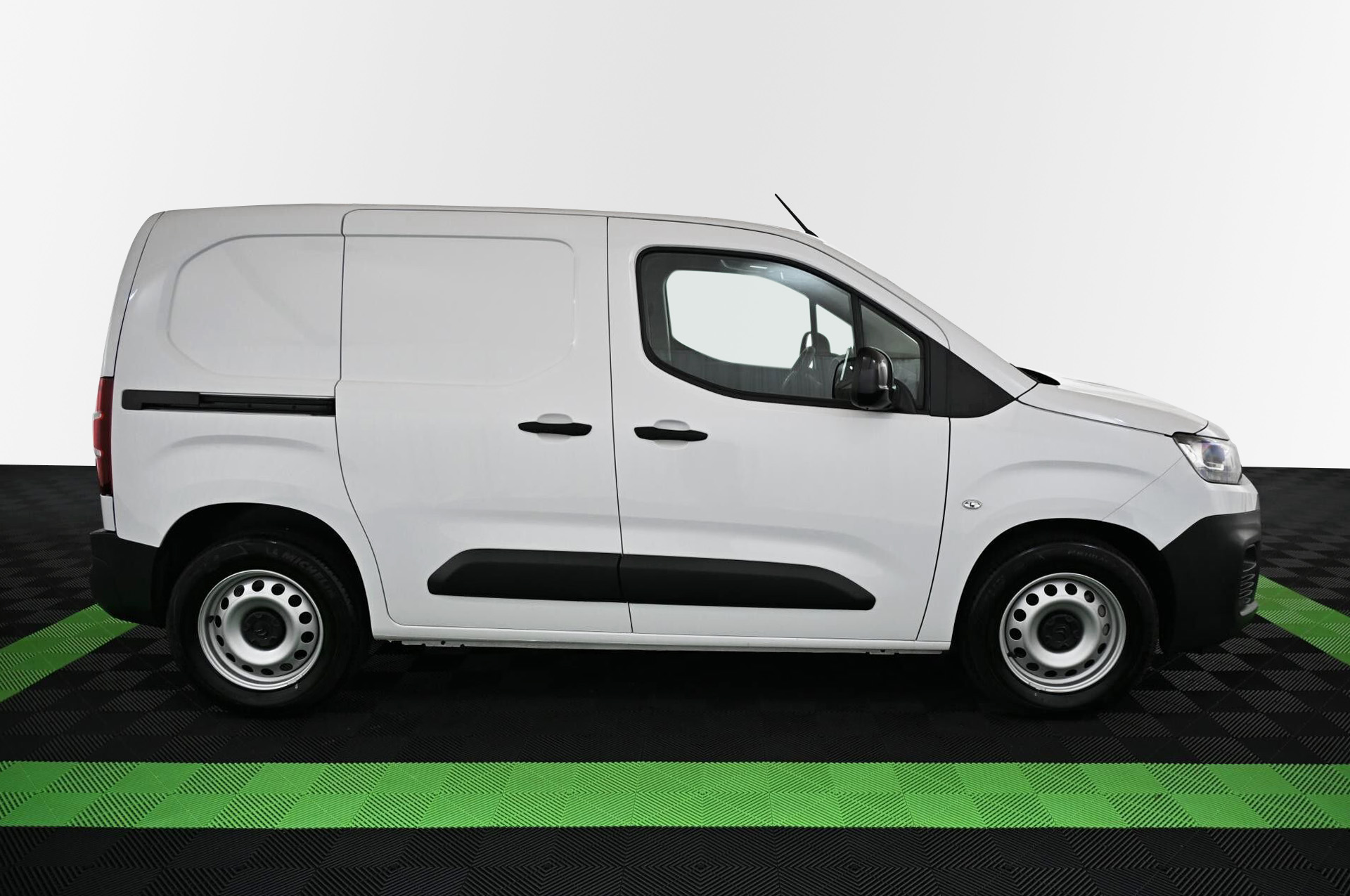 18906_p35 - CITROEN - BERLINGO - 2024 - photo 7