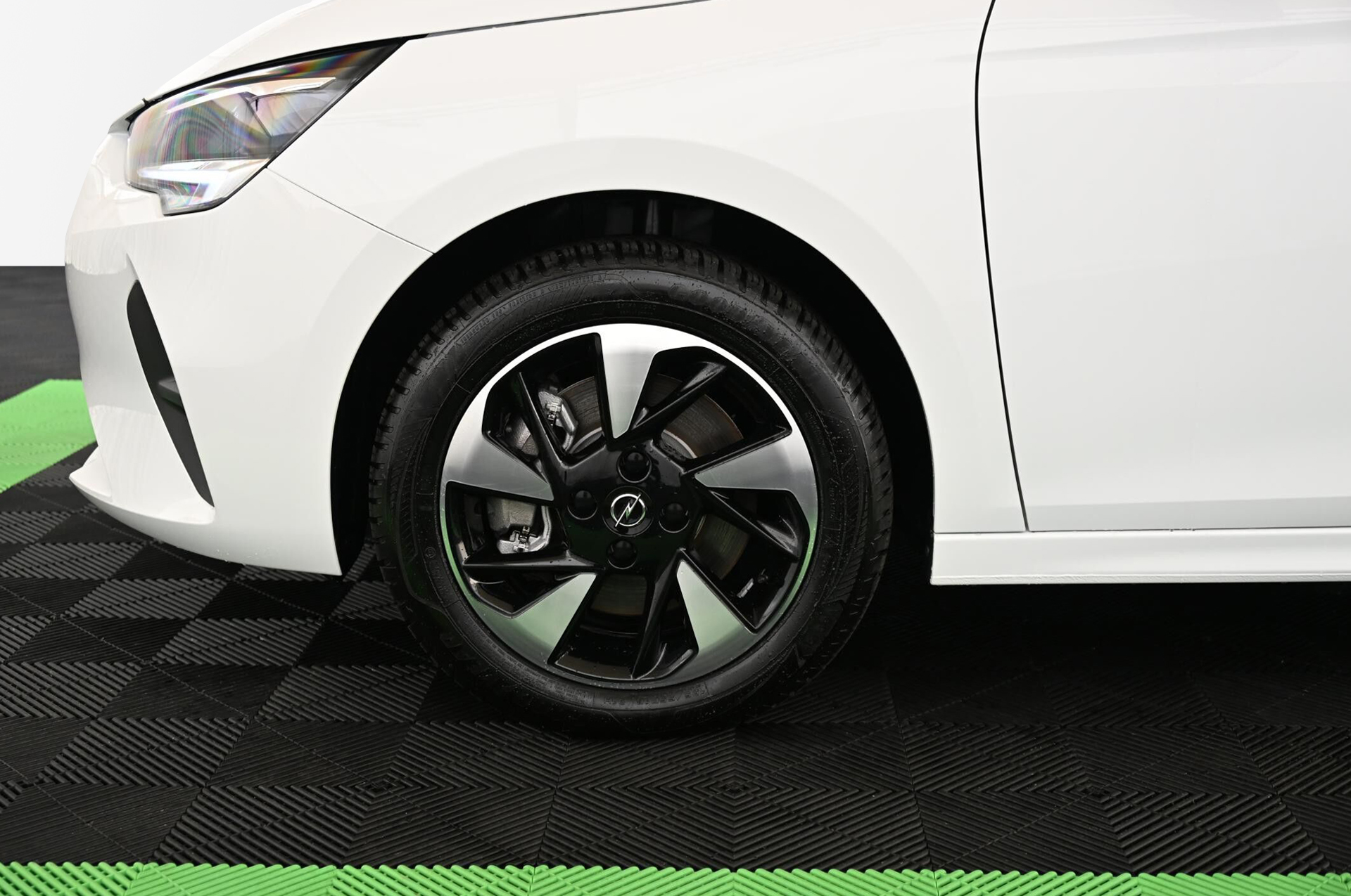 19077_p35 - OPEL - CORSA - 2023 - photo 9