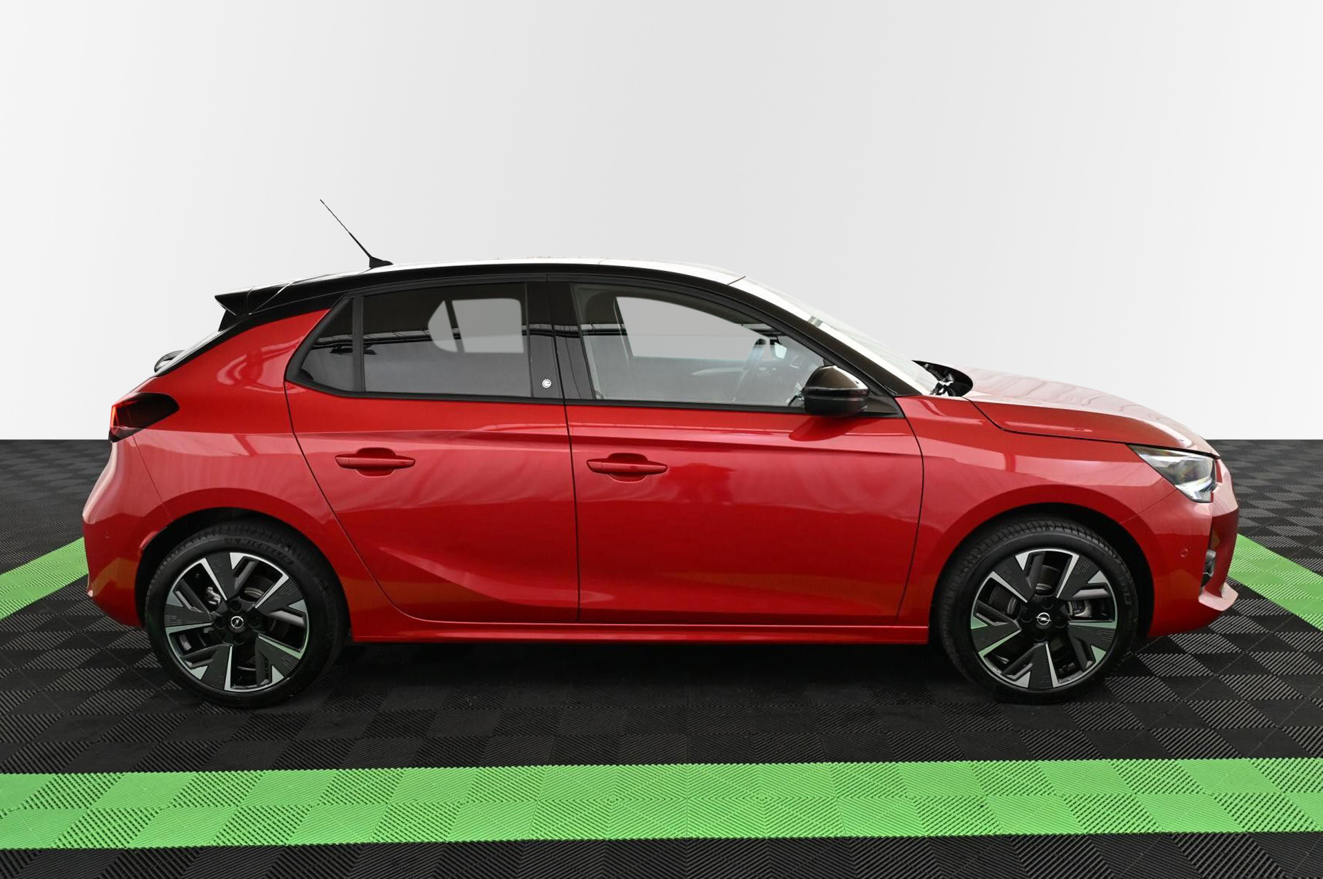 19102_p35 - OPEL - CORSA - 2023 - photo 7