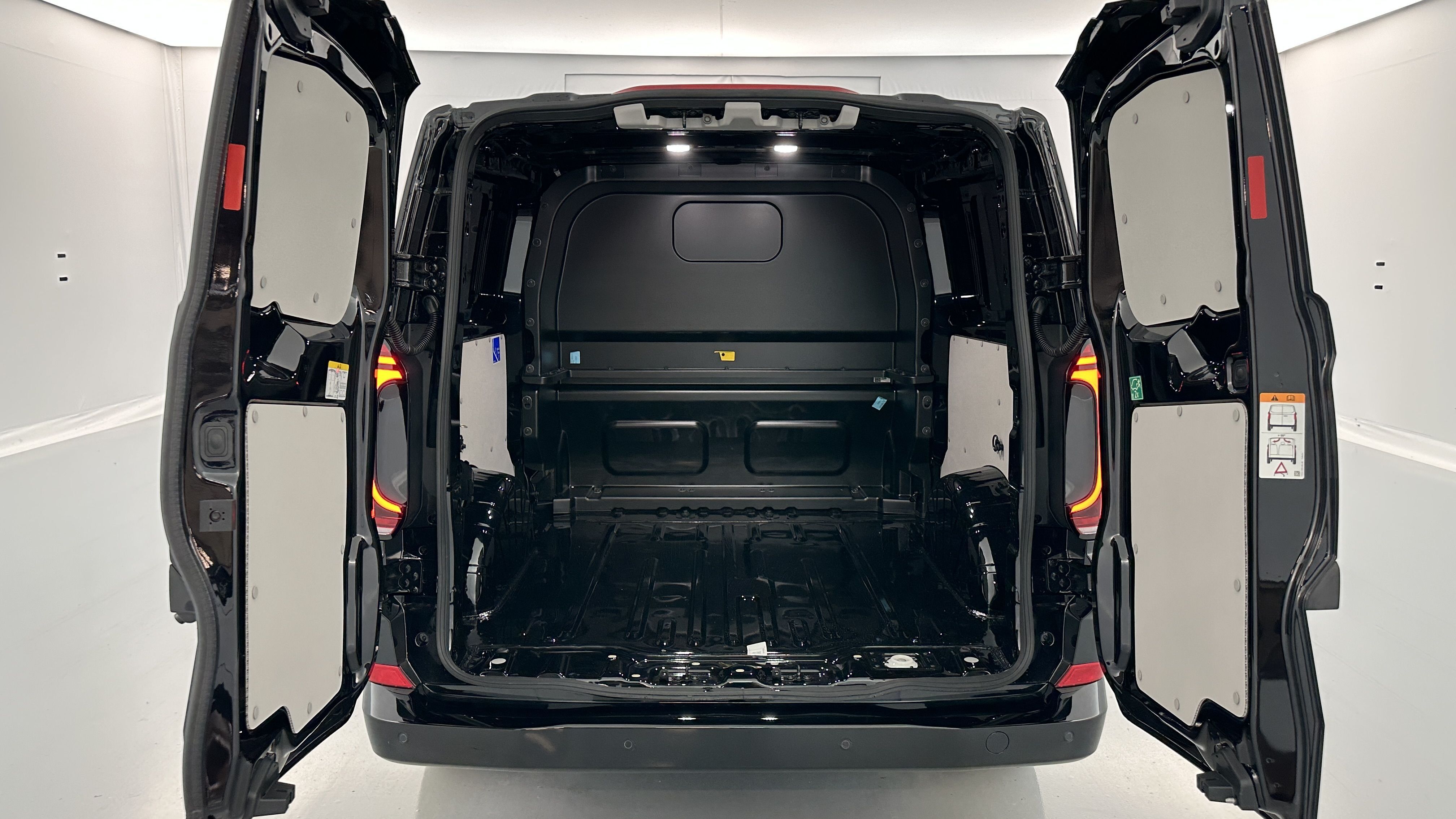 GLI00026517_p53 - VOLKSWAGEN - TRANSPORTER PROCAB - 2026 - photo 9