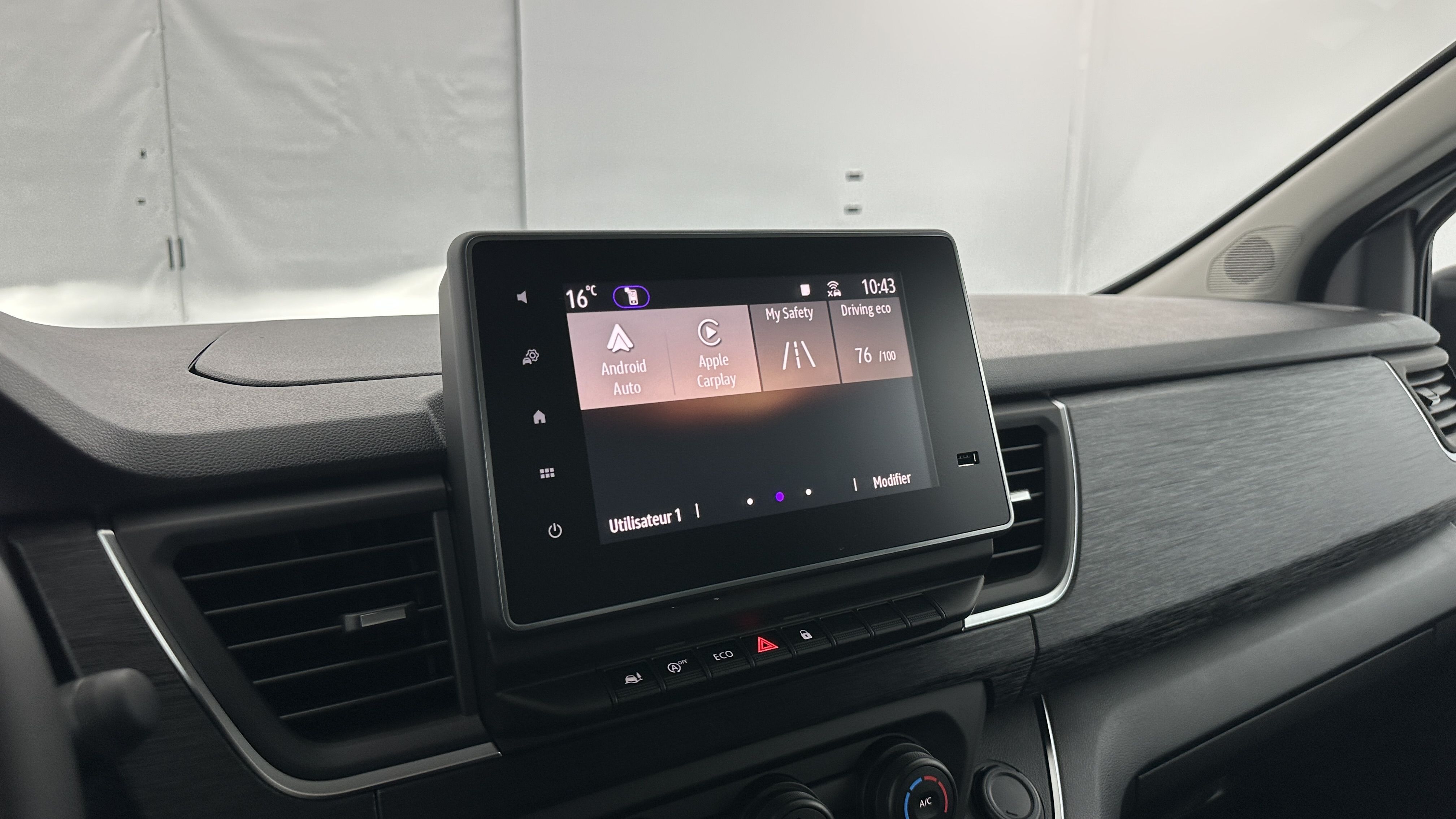 GLI00026309_p53 - RENAULT - TRAFIC - 2025 - photo 14