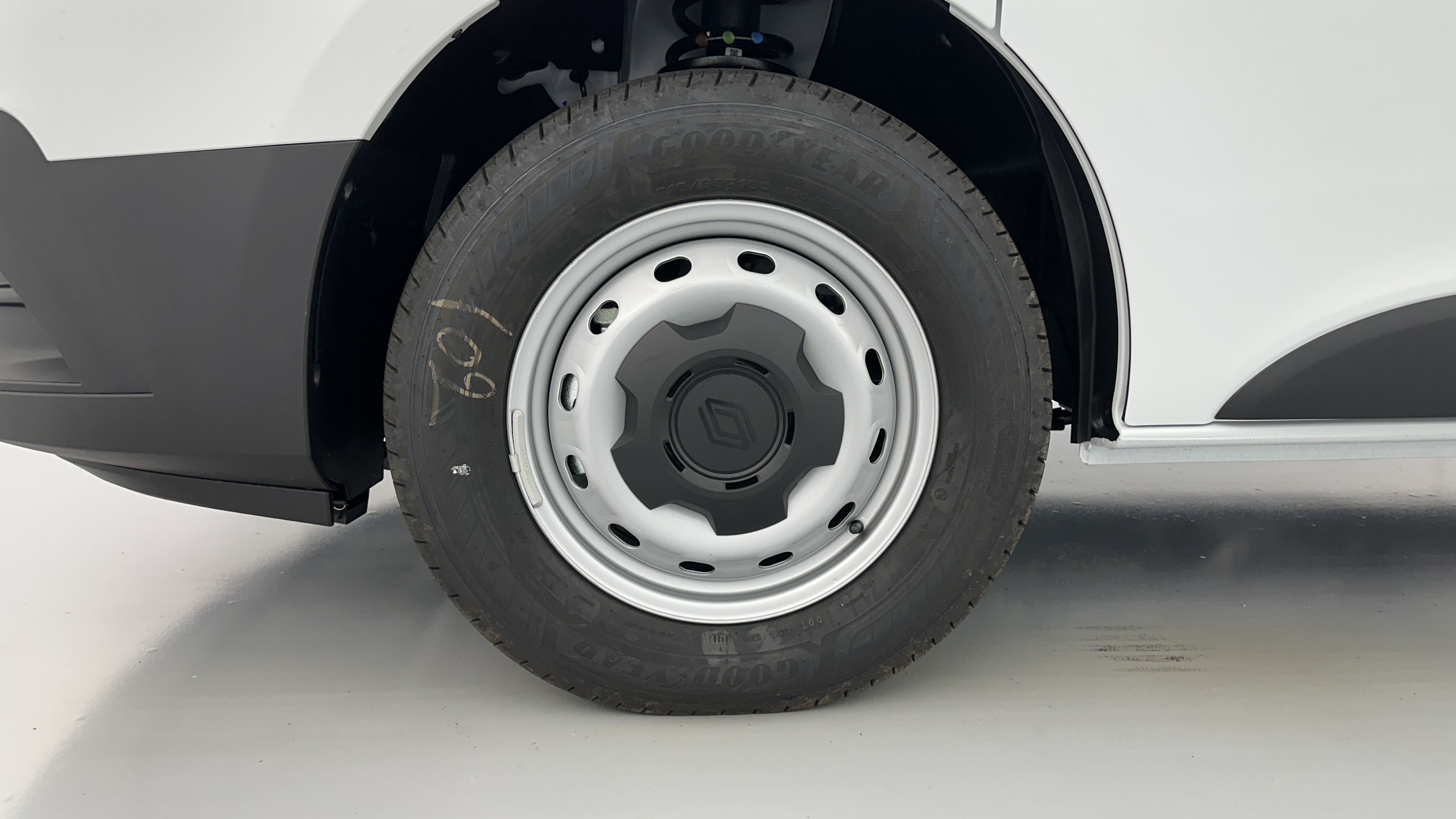 GLI00026311_p53 - RENAULT - TRAFIC - 2025 - photo 18