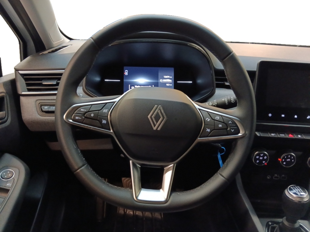 71348_p51 - RENAULT - CLIO - 2025 - photo 13