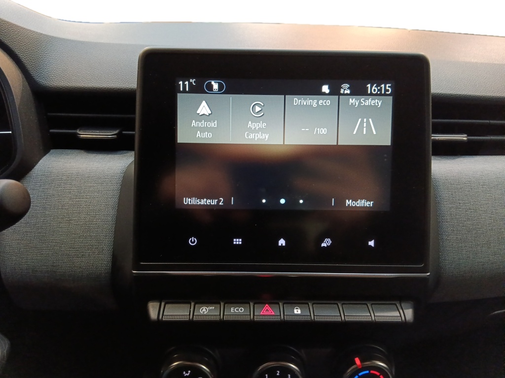 71348_p51 - RENAULT - CLIO - 2025 - photo 16