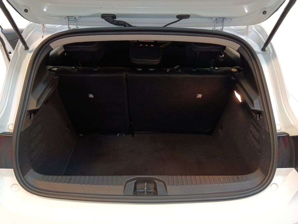 71348_p51 - RENAULT - CLIO - 2025 - photo 19