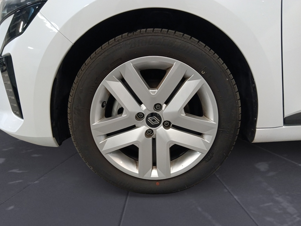 71348_p51 - RENAULT - CLIO - 2025 - photo 9