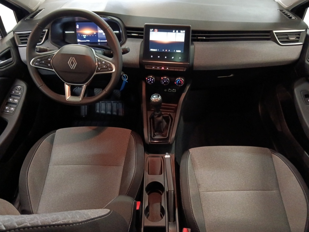 72551_p51 - RENAULT - CLIO - 2025 - photo 12