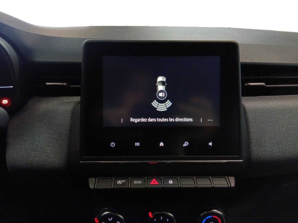 72551_p51 - RENAULT - CLIO - 2025 - photo 18