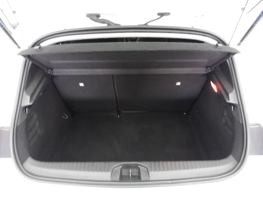 71341_p51 - RENAULT - CLIO - 2025 - photo 9