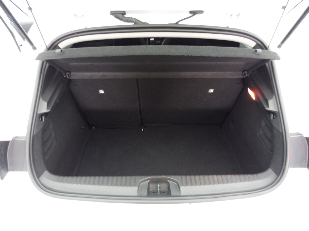 71349_p51 - RENAULT - CLIO - 2025 - photo 9