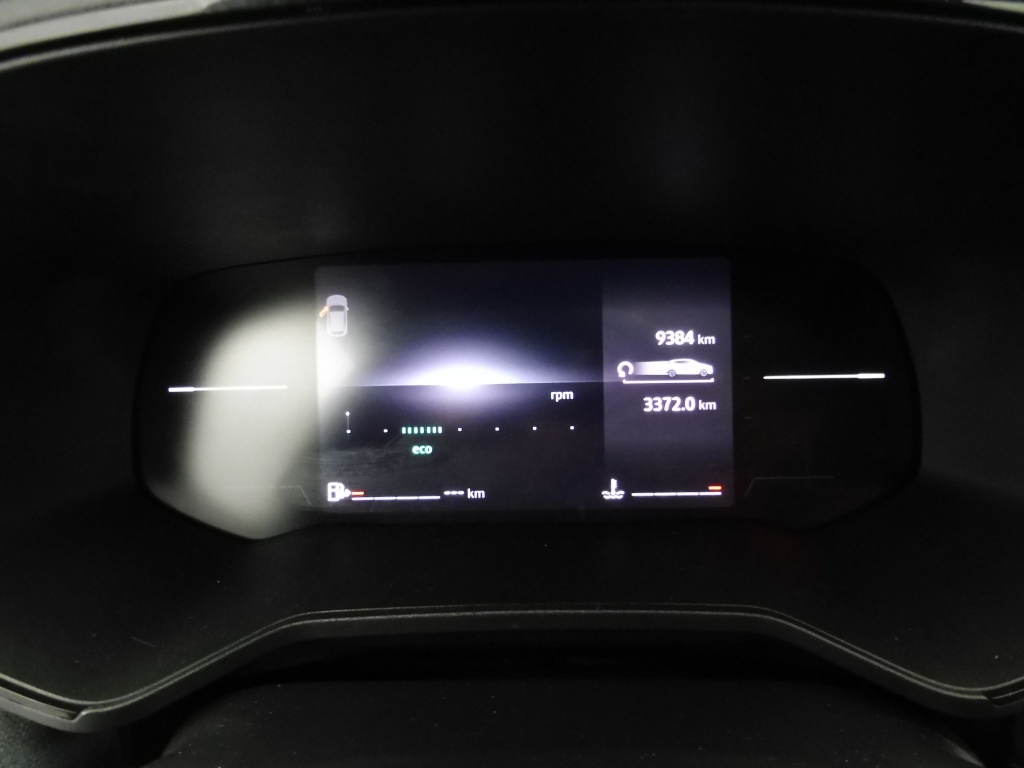 72413_p51 - RENAULT - CLIO - 2025 - photo 8