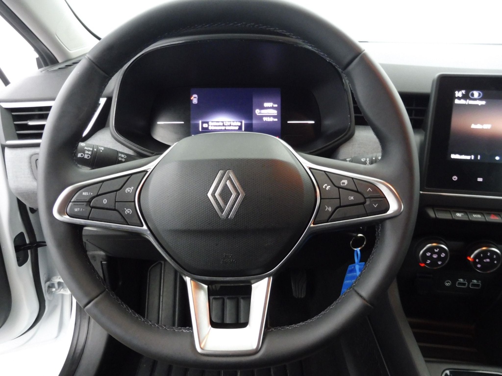 72519_p51 - RENAULT - CLIO - 2025 - photo 17