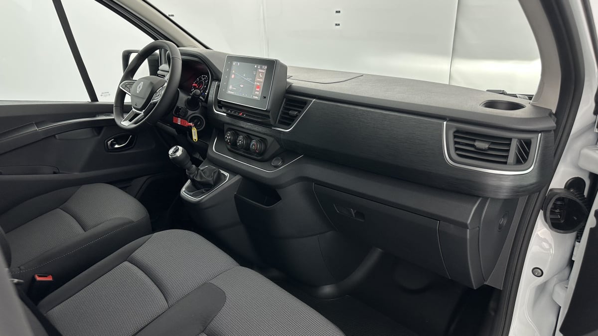 381886_p2 - RENAULT - TRAFIC - 2026 - photo 7