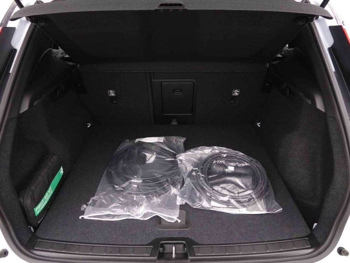 383284_p2 - VOLVO - XC 40 - 2026 - photo 6