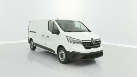 383334_p2 - RENAULT - TRAFIC - 2026