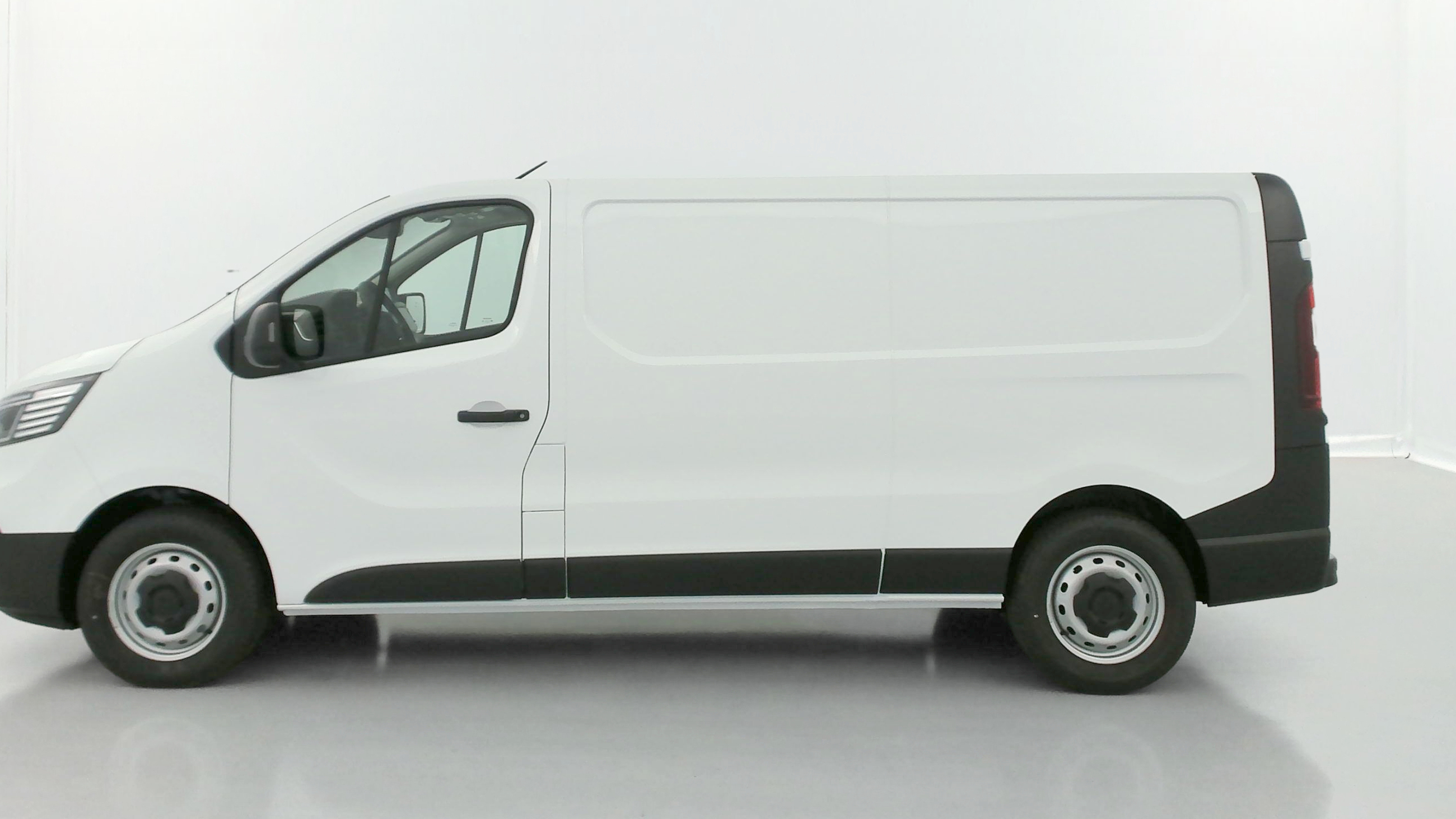GLI00026313_p53 - RENAULT - TRAFIC - 2025 - photo 4